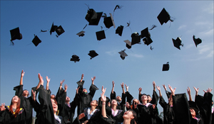 How to Land Recent College Grads: 7 Recruiting Tips